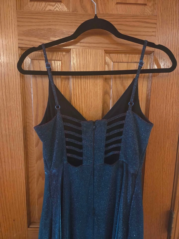 Prom/HoCo/Formal Dress - Full Length Glittery - photo 3