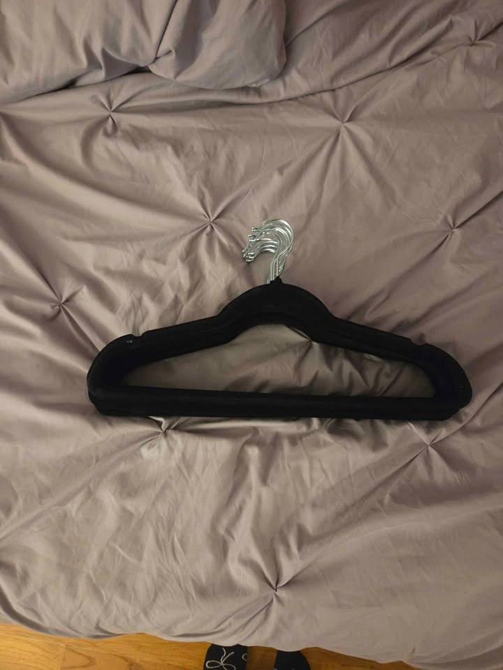Set of 15 Velvet Hangers (Black) - photo 2