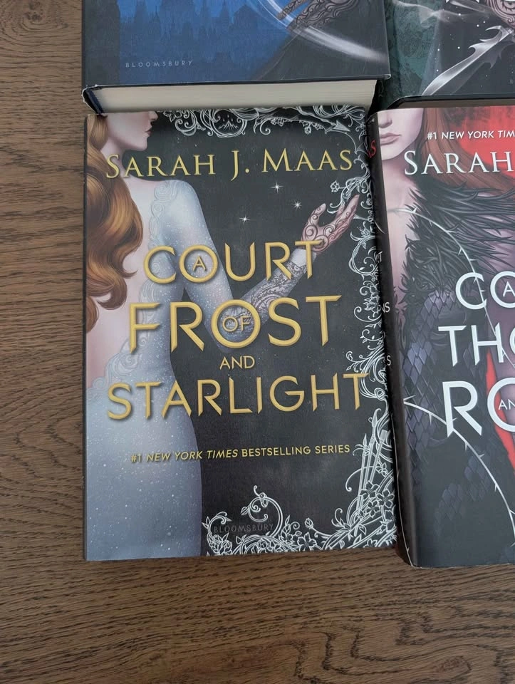 A Court of Thorns and Roses Hardcover Set 1st Edition - photo 2