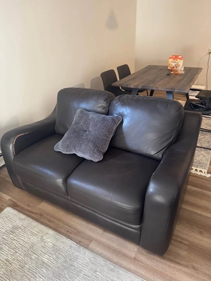 Couches - photo 2