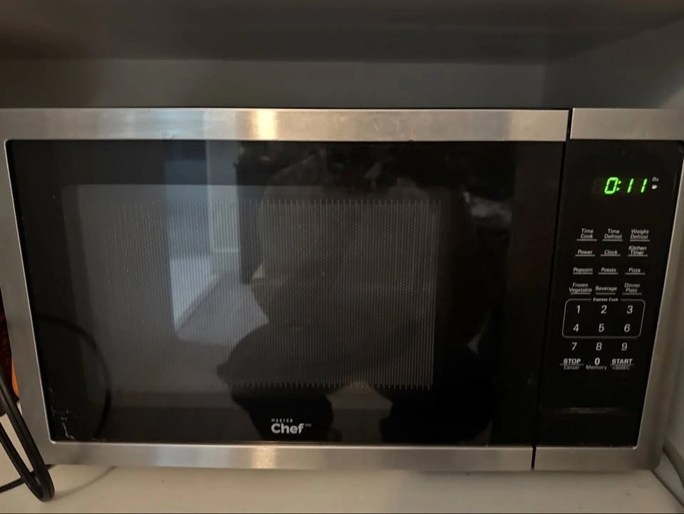 MasterChef Stainless Steel Microwave - Heats Well, Working Turnt