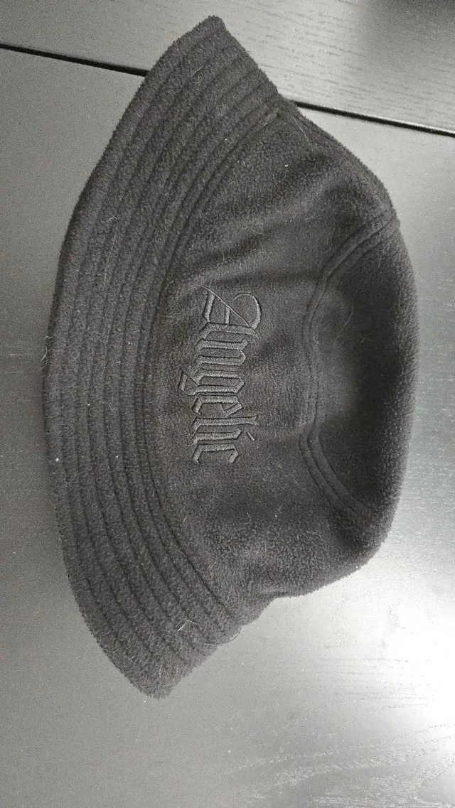 H&M Divided black Angelic bucket hat thumbnail