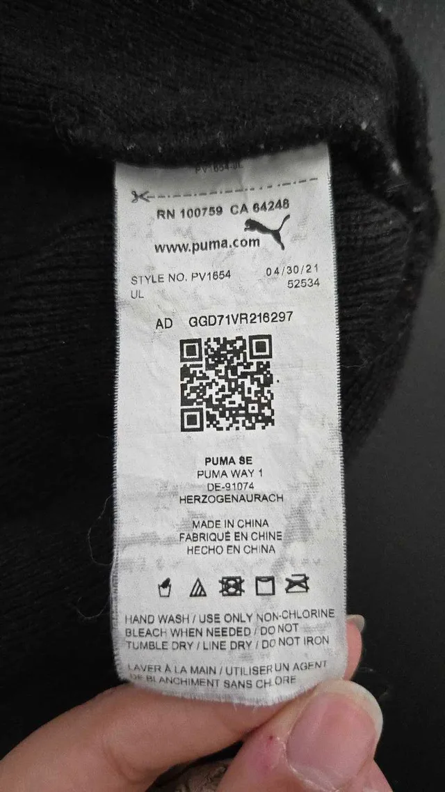 Puma Black Beanie image indicator(3)