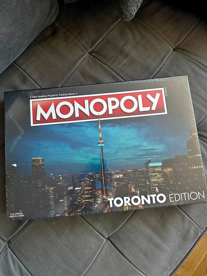 Limited Edition Toronto Monopoly Board Game