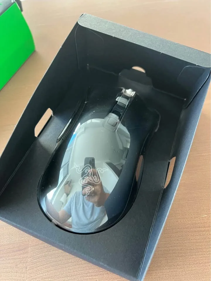 Razer Deathadder V2 Wired Gaming Mouse image indicator(5)