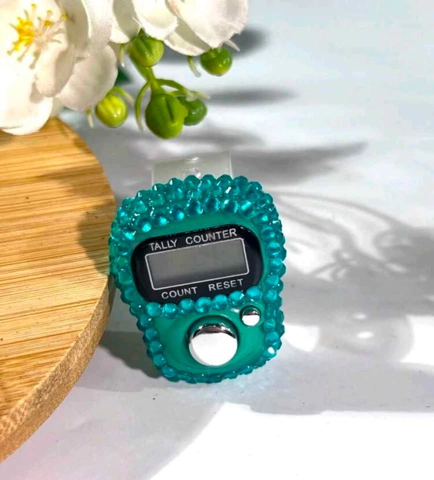 Finger-Worn Rhinestone Digital Counter - photo 4