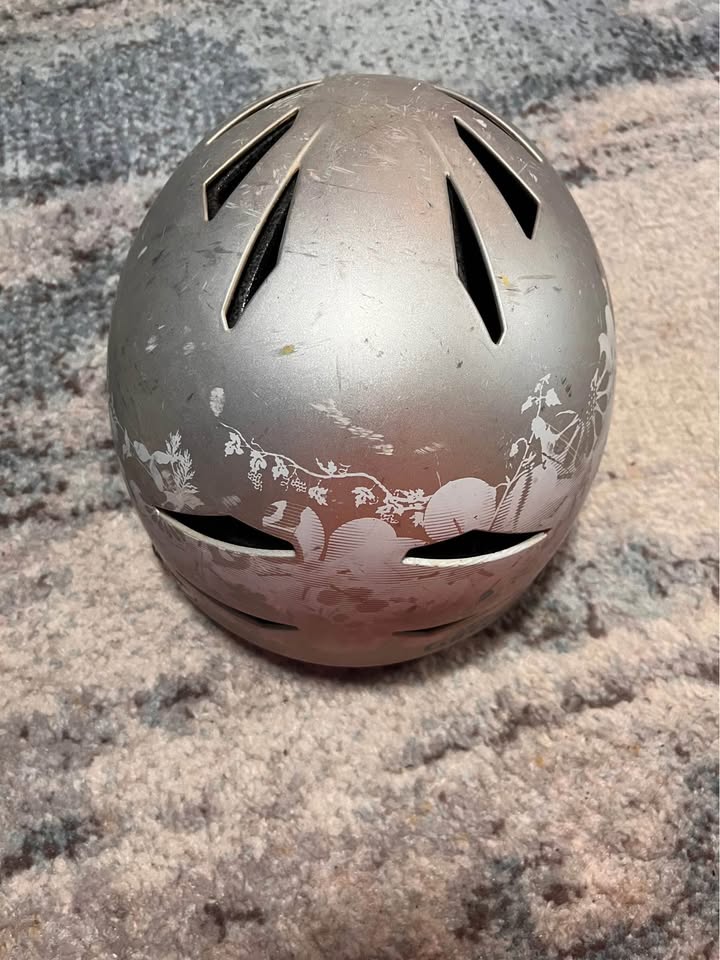 Helmet - photo 3