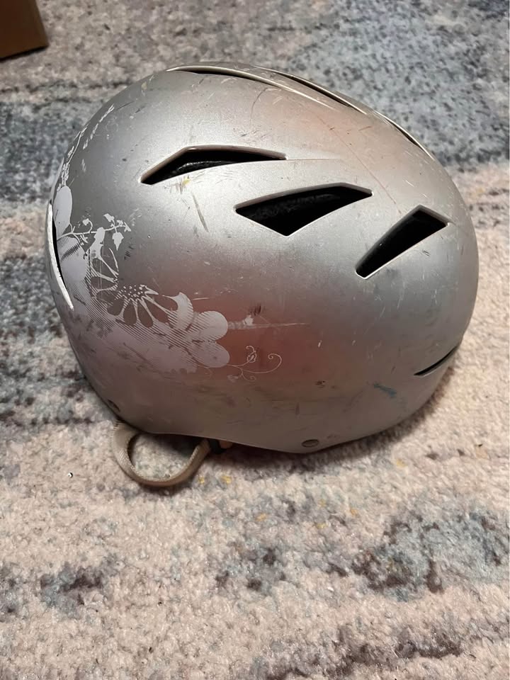 Helmet - photo 4
