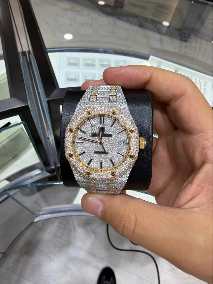 AP Royal Oak with Natural Diamonds - photo 2