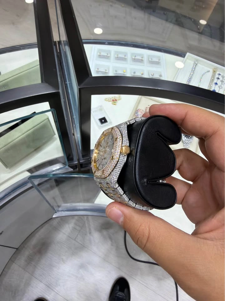AP Royal Oak with Natural Diamonds - photo 5