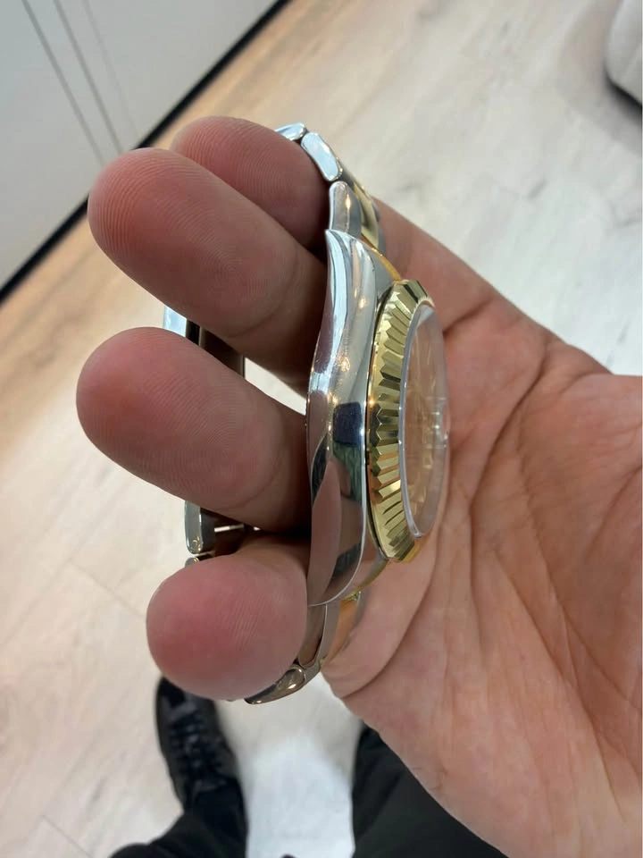 2020 and 2021 Rolex Sky-Dweller - photo 2