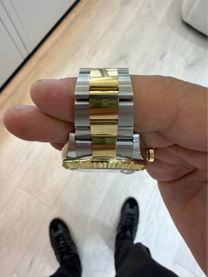 2020 and 2021 Rolex Sky-Dweller - photo 3