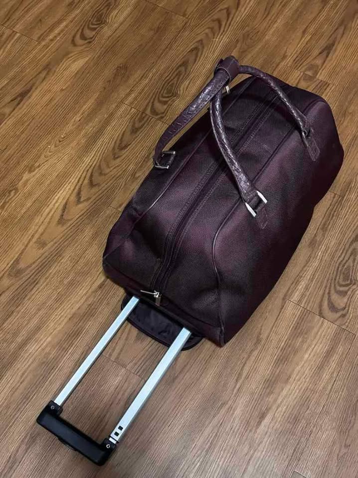 Diane Von Furstenberg Travel Bag w wheels - photo 2