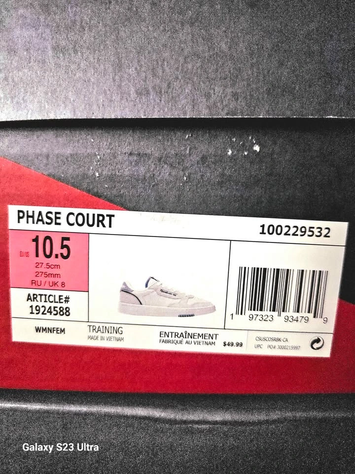Reebok sports shoes - photo 3