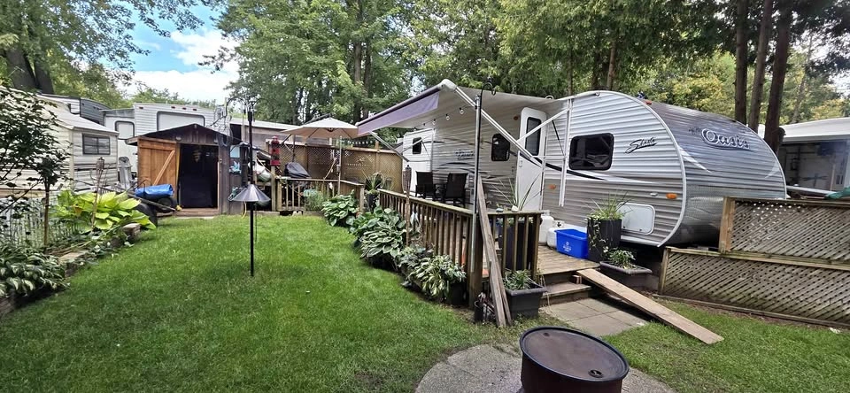 2016 Shasta Oasis Trailer + Lot at Lakeside Resort