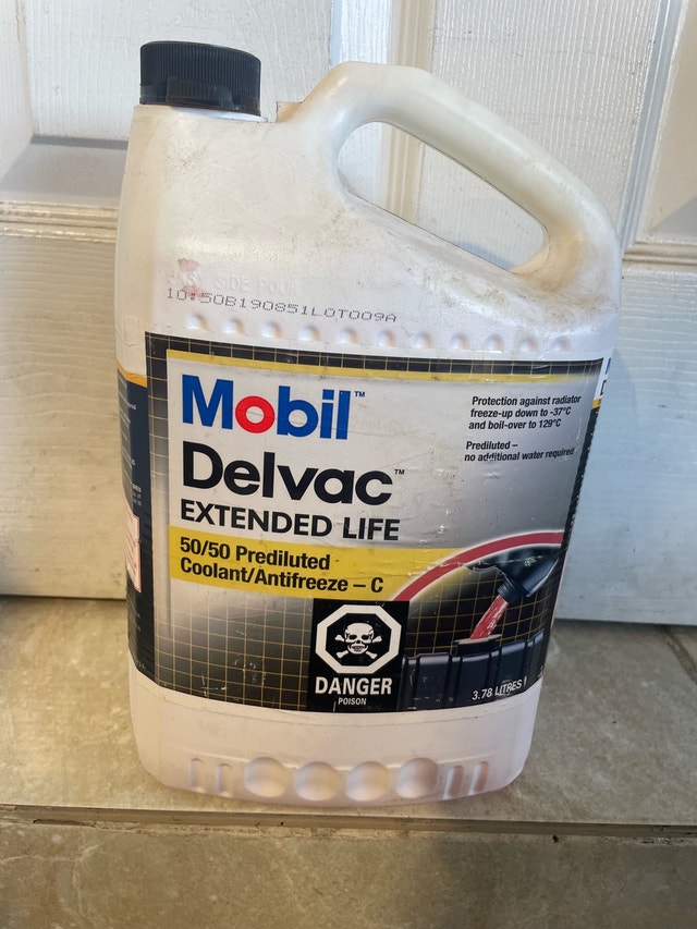 Mobil Delvac extended life 50/50 mixed coolant