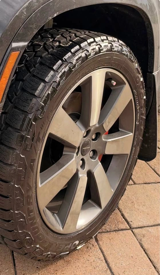 275/50/R22 Toyo Open Country A/T III Tires EV