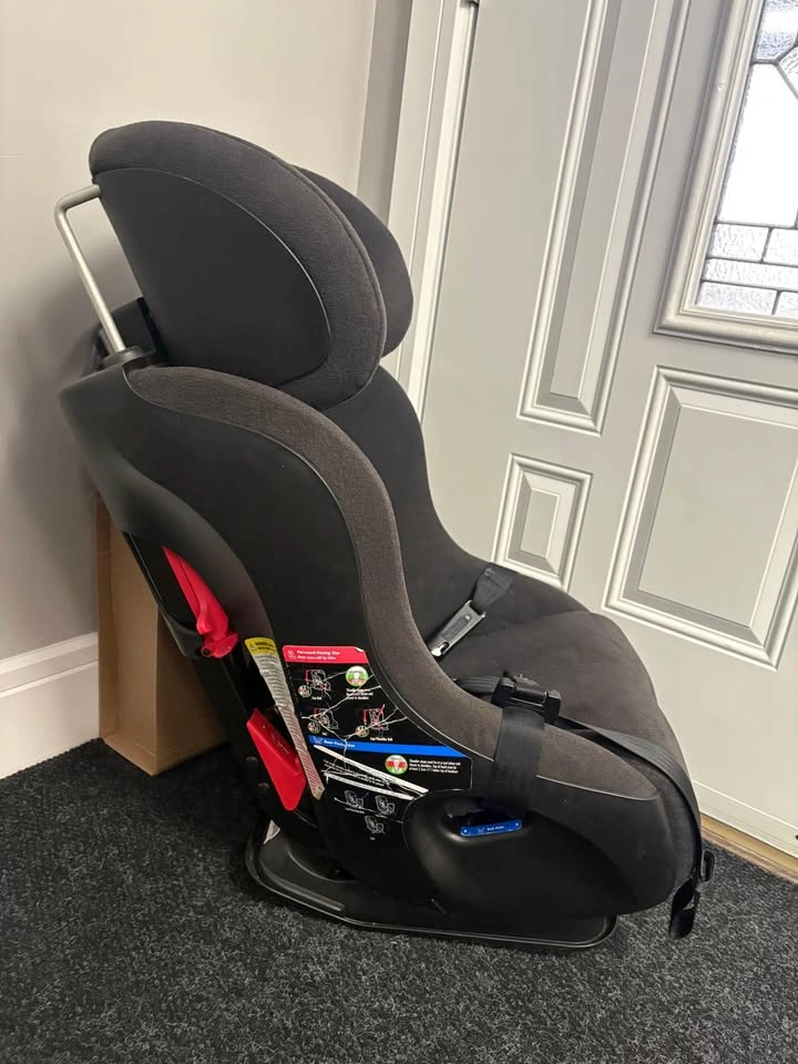 Clek Fllo Convertible Car Seat - photo 3