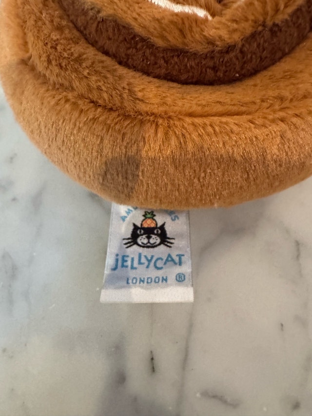 NEW Jellycat Amuseables Cinnamon Bun - photo 2