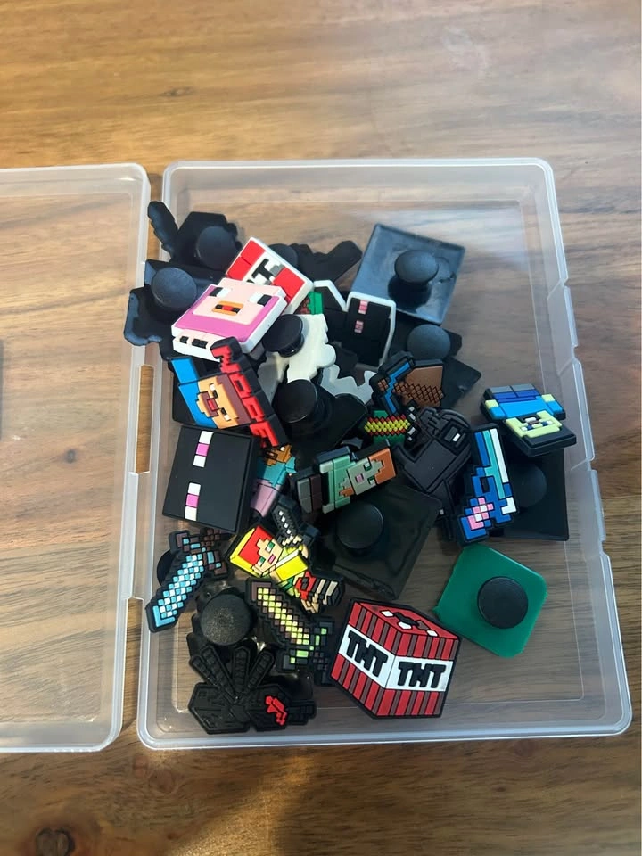 30-Piece Minecraft Style Pixel Shoe Charms - photo 4