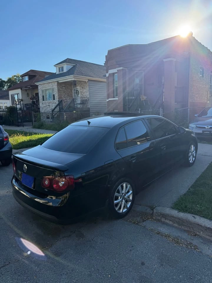 2010 Volkswagen Jetta 2.5L SE Sedan 4D - photo 5