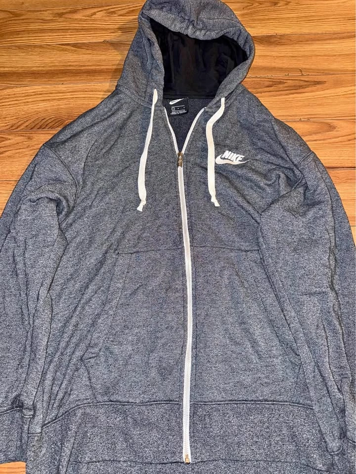 Nike sweater