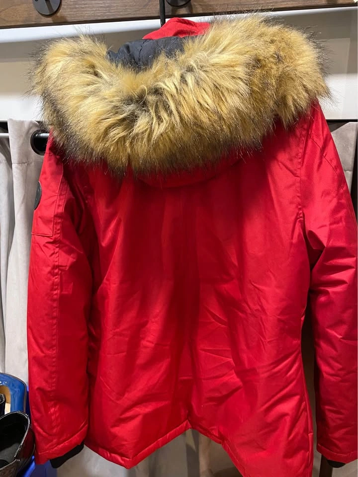 Brand New Winter Jacket - size large - photo 3