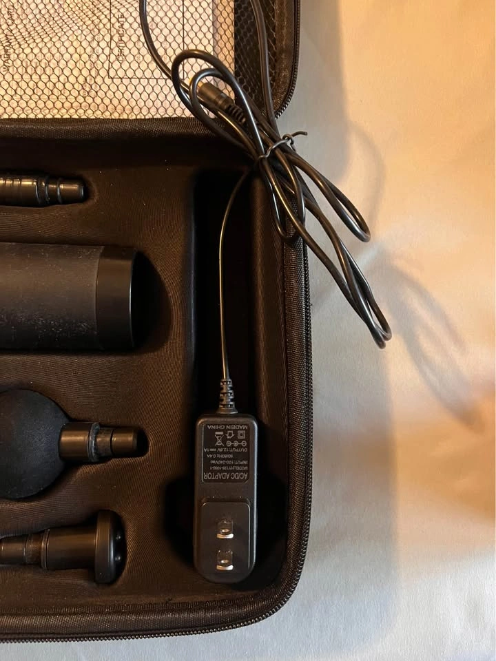 Red Deep Muscle Massage Gun with 4 Heads, Charger & Hard Case - photo 3