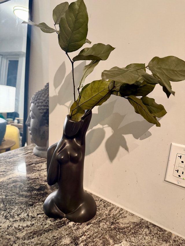 Body Vase, 13" Matte Black Ceramic, Modern Decor - photo 2
