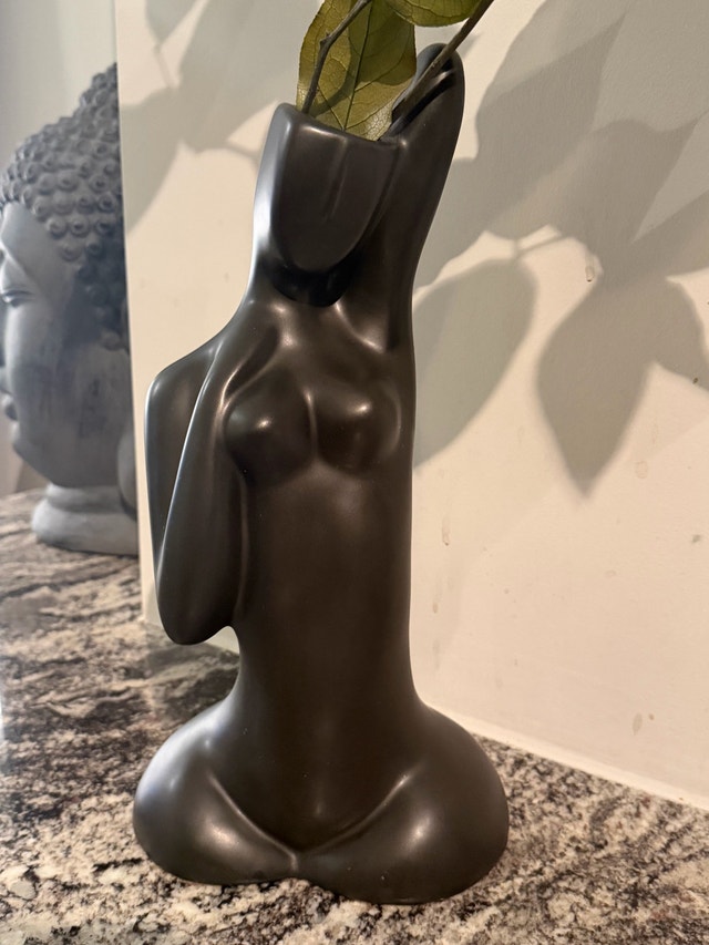 Body Vase, 13" Matte Black Ceramic, Modern Decor - photo 3