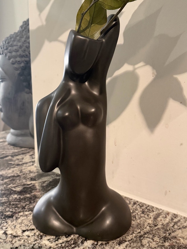 Body Vase, 13" Matte Black Ceramic, Modern Decor - photo 5