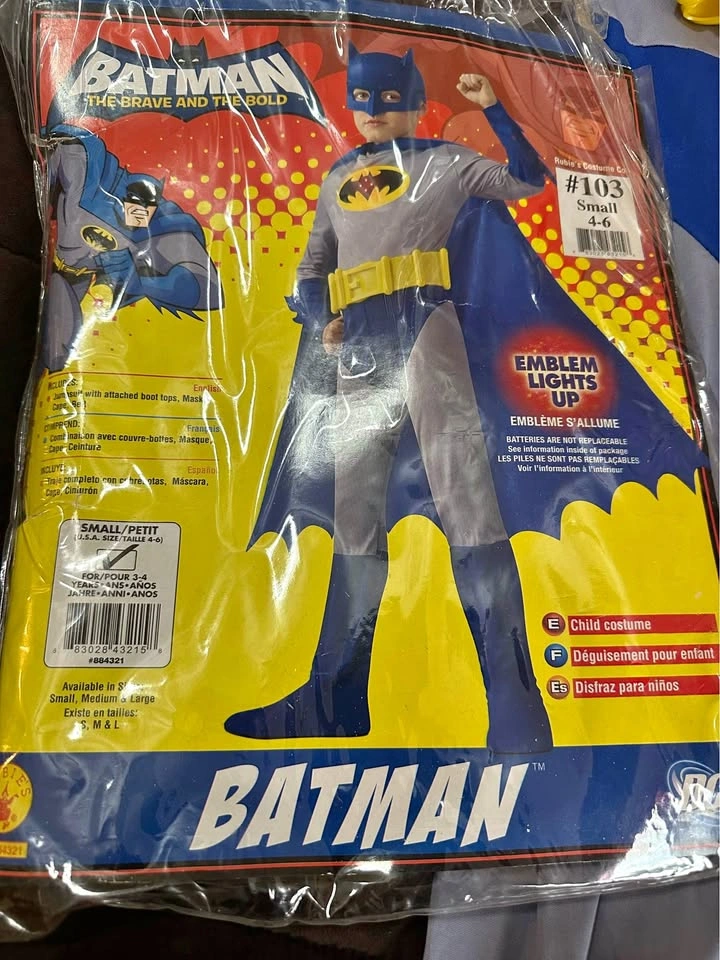 Batman costume Small 4-6 Yrs
