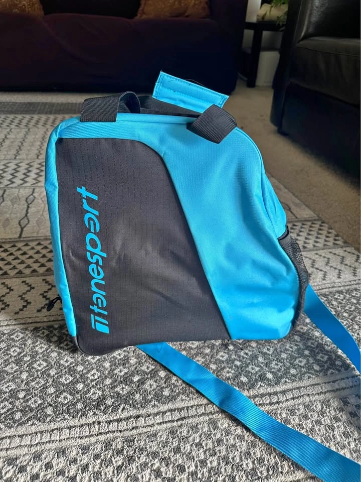 Skate Bag with shoulder straps