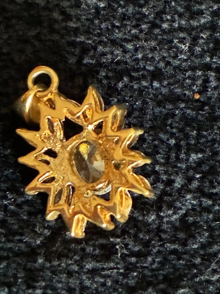 Vintage Sunburst / Sunflower Cluster Pendant (Gold Tone) - photo 2