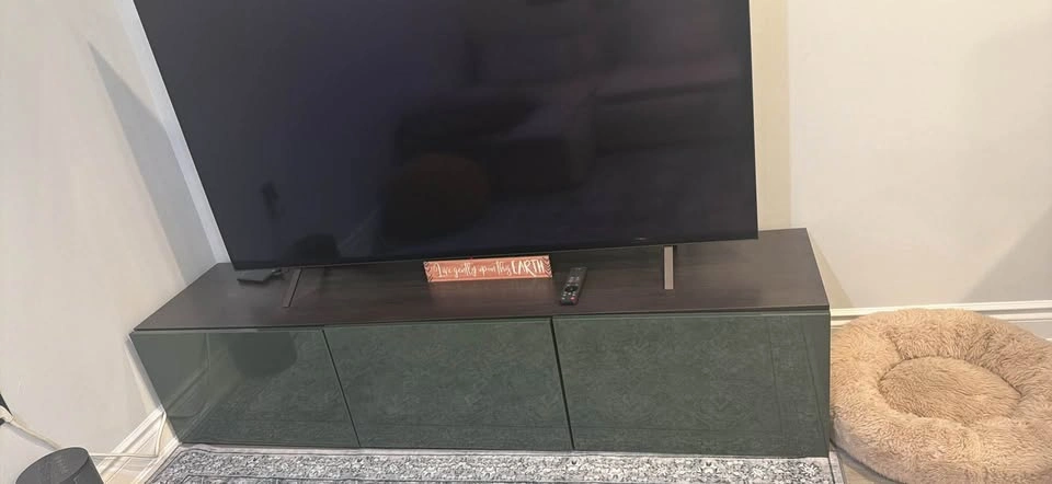 Moving sale! Large modern TV stand / entertainment unit - photo 2