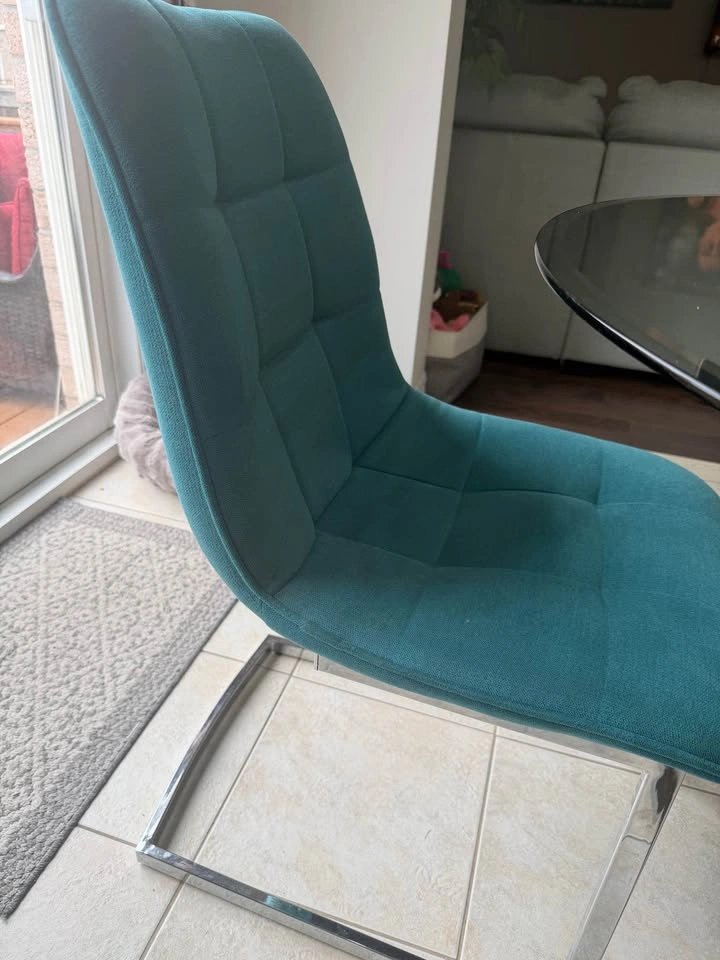 Modern round glass dining table + 4 Upholstered Chairs - photo 4