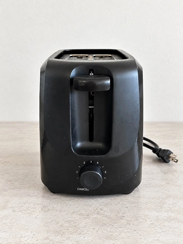 Black Two-Slice Toaster