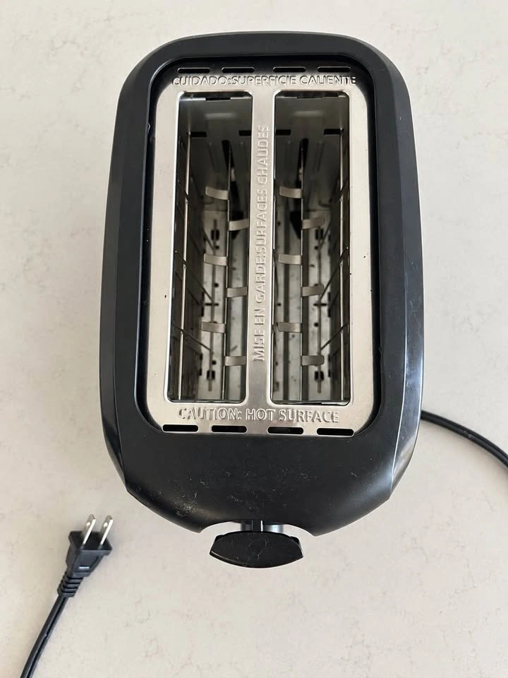 Black Two-Slice Toaster - photo 2
