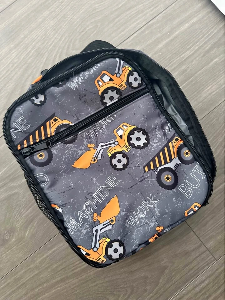 NEW* lunch box