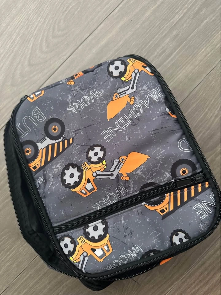 NEW* lunch box - photo 3