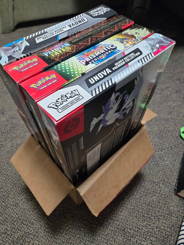 Chinese and English Sealed Pokemon Product - photo 5