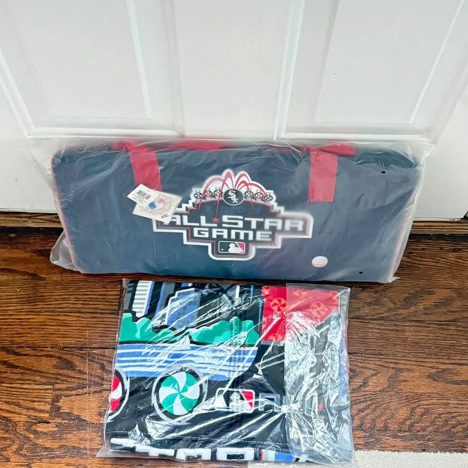 2003 MLB All-Star Game Tote Bag and Towel Set
