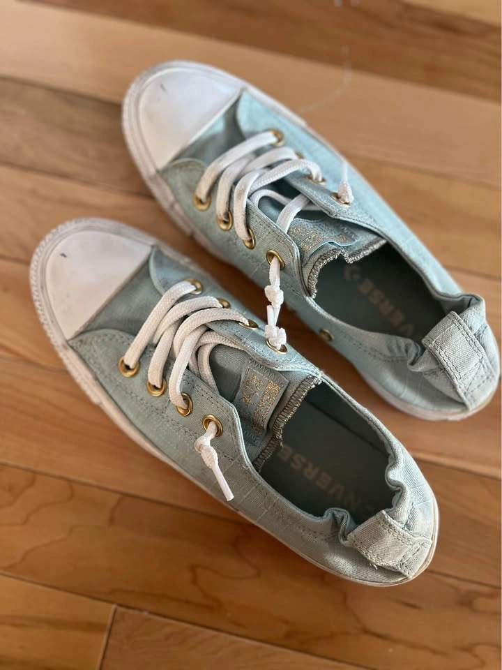 Converse - photo 2