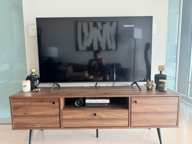 Samsung 55" 4K UHD HDR Smart TV UN55TU7000FXZC – Titan Grey