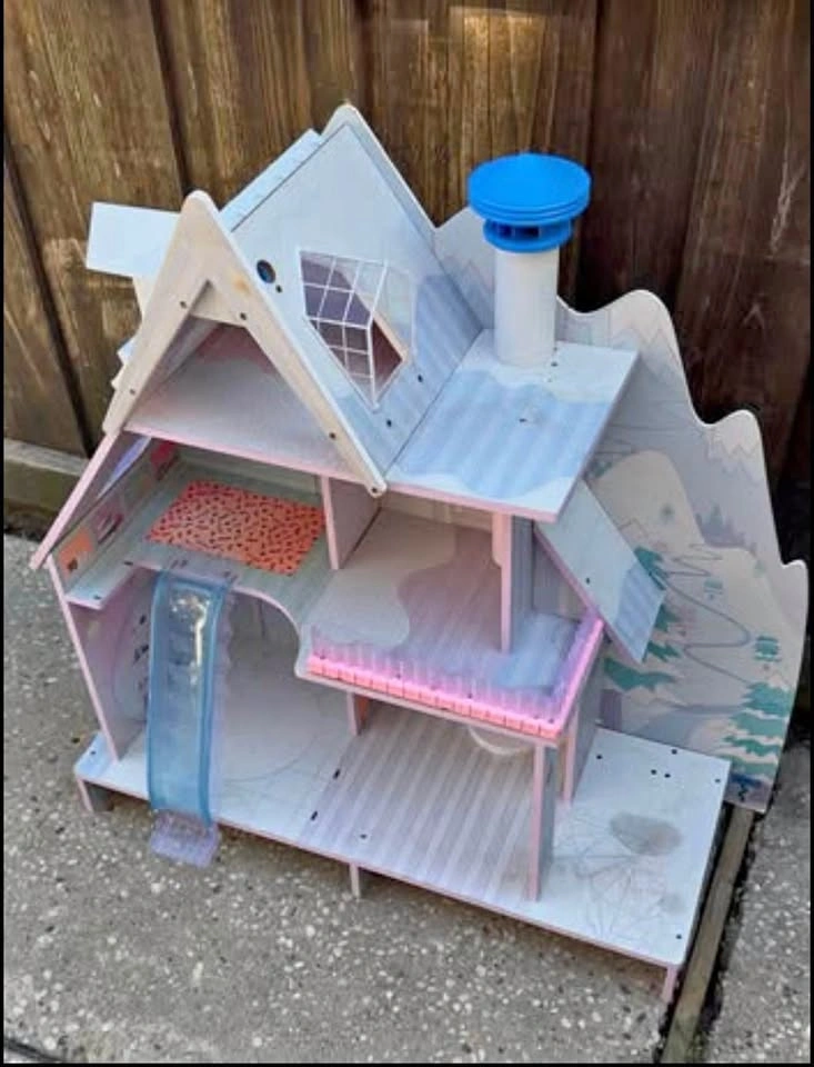 Dollhouse