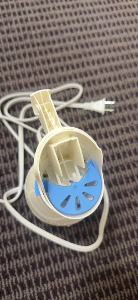 Vicks Personal Steam Inhaler - photo 3