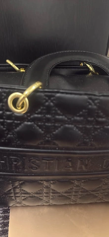 Black Handbag - photo 2