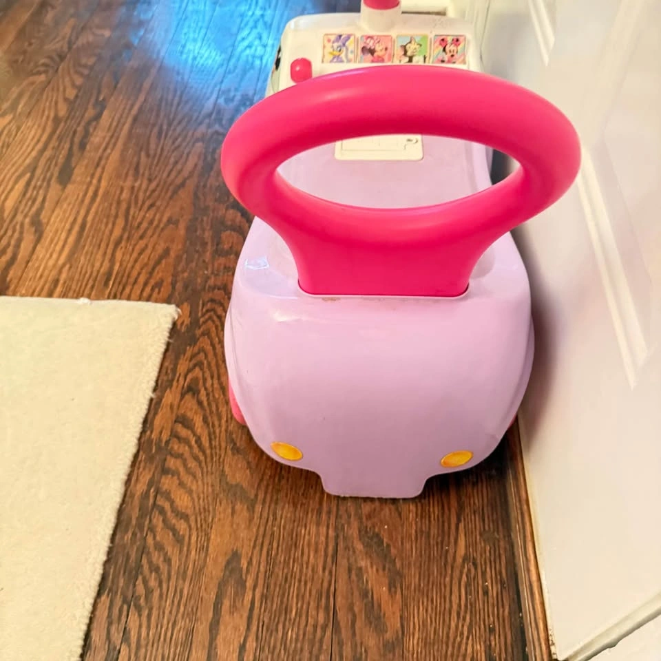 Minnie Mouse kitchen on wheels car - photo 2