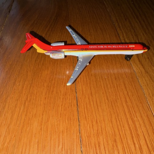 Matchbox McDonnell Douglas MD-80 Diecast Commercial Airliner
