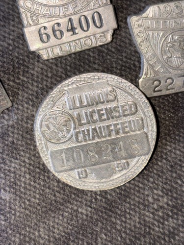 4-lot VTG CHAUFFEUR PINS FOR ILLINOIS 1939 1940 1946 AND 1950 - photo 5